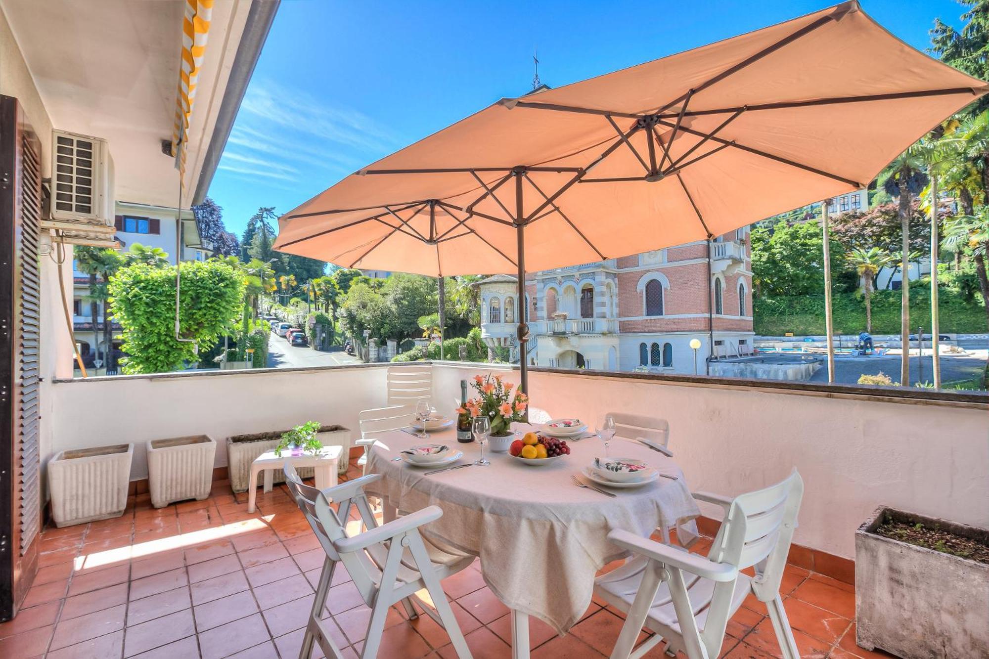 Appartamento Gaya Stresa Center - Happy Rentals Ngoại thất bức ảnh